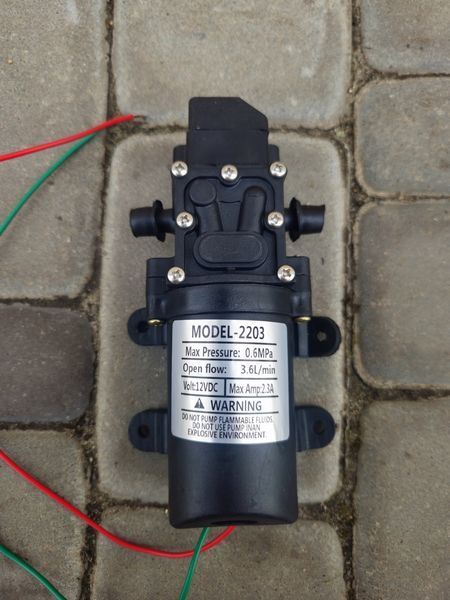 Насос электрический KF-2203 12 В для электроопрыскивателей 2203 фото