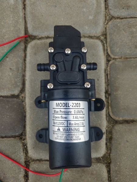 Насос электрический KF-2203 12 В для электроопрыскивателей 2203 фото
