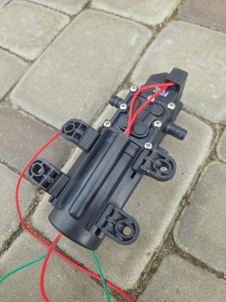 Насос электрический KF-2203 12 В для электроопрыскивателей 2203 фото