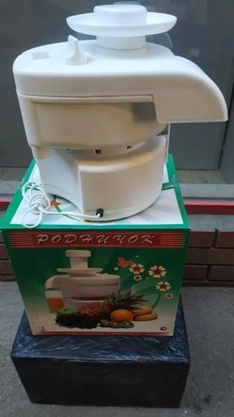 Соковыжималка Родничок СВПП-301М &mdash; для заготовок, переработки овощей и фруктов 2050-3 фото